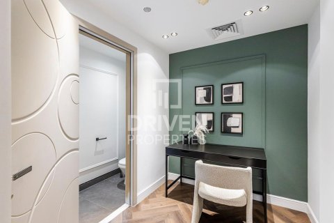 Apartment in Marina Crown, Dubai Marina, Dubai 2 bedrooms, 159.24 sq.m. № 138266 - photo 14