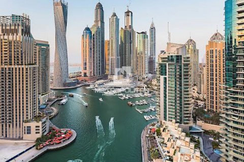 Hotel Apartment in Dubai Marina, Dubai 50 sq.m. № 73027 - photo 9