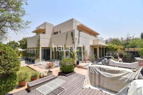 Villa in Arabian Ranches, Dubai 5 bedrooms, 493 sq.m. № 43999