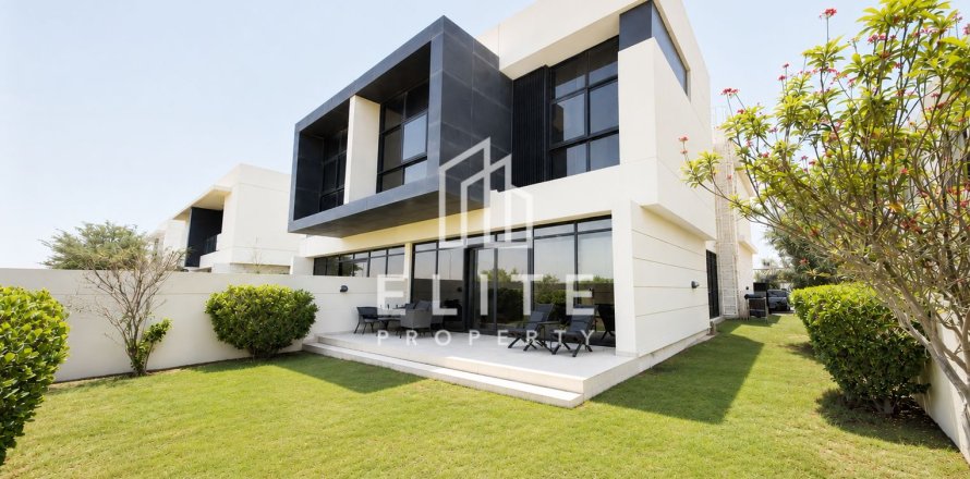 Таунхаус в Akoya Park, DAMAC Hills (Akoya by DAMAC), Дубай, 3 спальни, 251м², № 134974