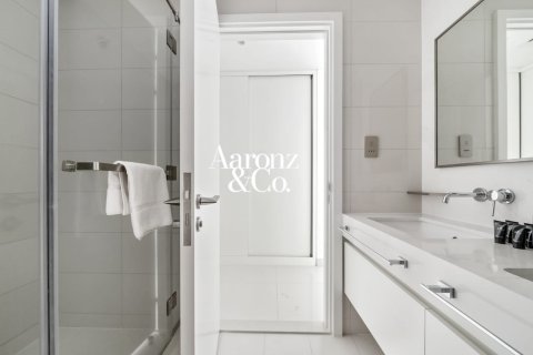 Apartamento en Dubai Harbour, Dubai, 2 dormitorios, 112 m², № 111233 - foto 2