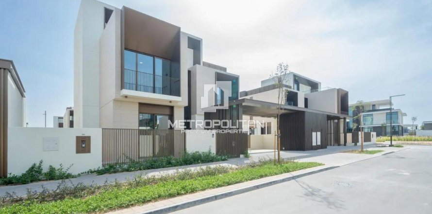Villa à Dubai Hills Estate, Dubai, 5 chambres, 660 m², № 72893