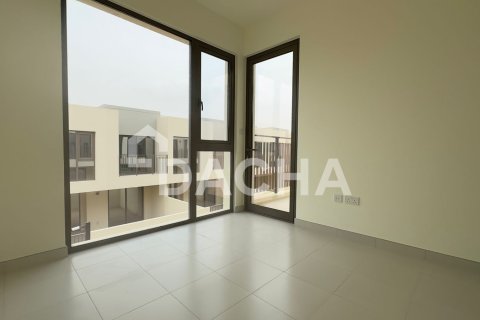 Villa in EMAAR South, Dubai South (Dubai World Central), Dubai 3 bedrooms, 181 sq.m. № 110368 - photo 7