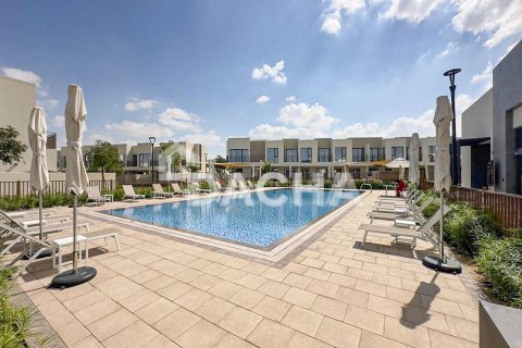 Villa in EMAAR South, Dubai South (Dubai World Central), Dubai 3 bedrooms, 181 sq.m. № 110368 - photo 2