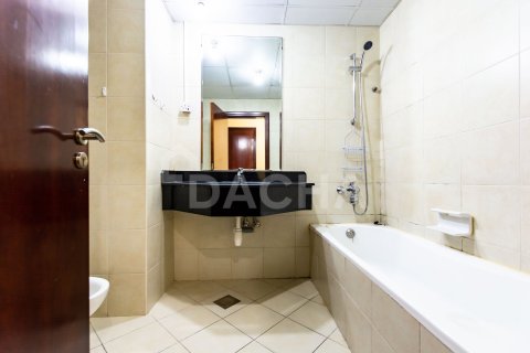 Appartement à Icon Tower 2, Jumeirah Lake Towers, Dubai, 3 chambres, 144 m², № 110373 - photo 10