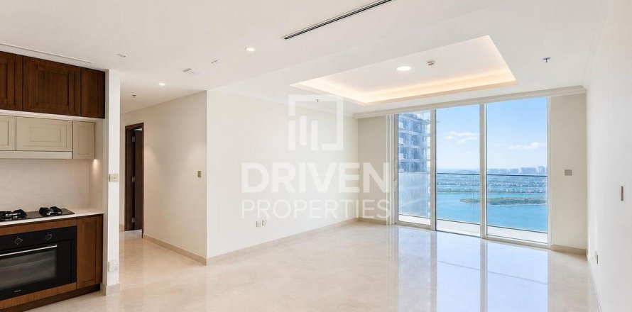 Appartement à EMAAR Beachfront, Dubai Harbour, Dubai, 3 chambres, 152.83 m², № 143036