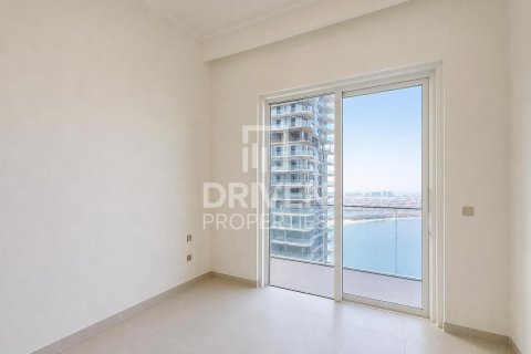 Appartement à EMAAR Beachfront, Dubai Harbour, Dubai, 3 chambres, 152.83 m², № 143036 - photo 9