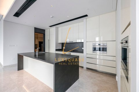 Penthouse in Downtown Dubai (Downtown Burj Dubai), Dubai 4 bedrooms, 492 sq.m. № 111541 - photo 15