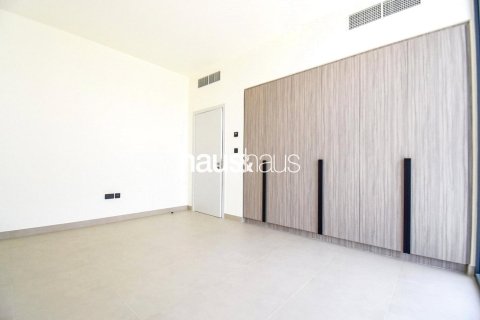 Снять в аренду виллу в Дубай Хилс Эстейт, Дубай: 4 спальни, 313м², № 43232 - фото 5