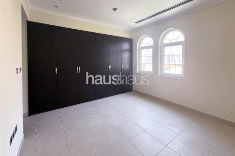 Villa en Legacy, Jumeirah Park, Dubai, 3 dormitorios, 328 m², № 43234 - foto 11