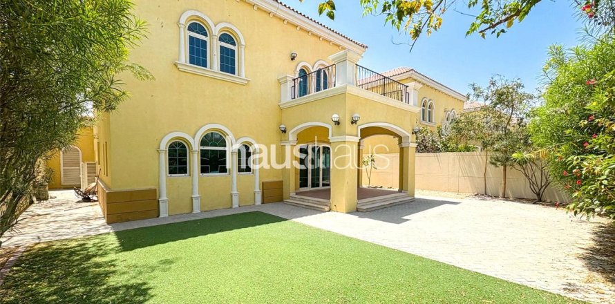 Villa en Legacy, Jumeirah Park, Dubai, 3 dormitorios, 328 m², № 43234
