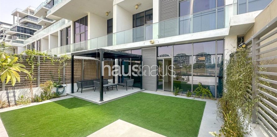 Townhouse in DAMAC Hills (Akoya by DAMAC), Dubai 2 bedrooms, 172 sq.m. № 43235