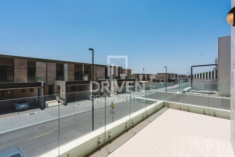 Maison de ville à District 11, Mohammed Bin Rashid City, Dubai, 4 chambres, 187.2 m², № 135884 - photo 2