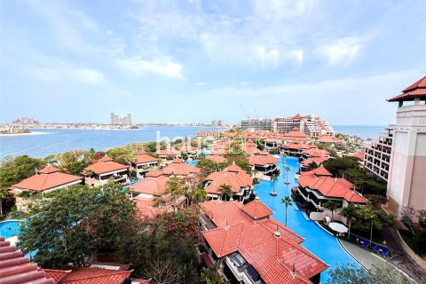 Apartment in Palm Jumeirah, Dubai 2 bedrooms, 169 sq.m. № 44117