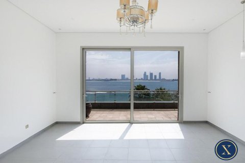 Снять в аренду квартиру в The Crescent, Пальма Джумейра, Дубай: 3 спальни, 318м², № 46262 - фото 2