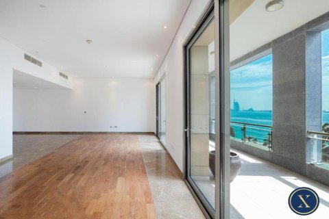 Снять в аренду квартиру в The Crescent, Пальма Джумейра, Дубай: 3 спальни, 318м², № 46262 - фото 11