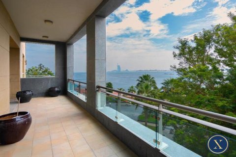 Снять в аренду квартиру в The Crescent, Пальма Джумейра, Дубай: 3 спальни, 318м², № 46262 - фото 6
