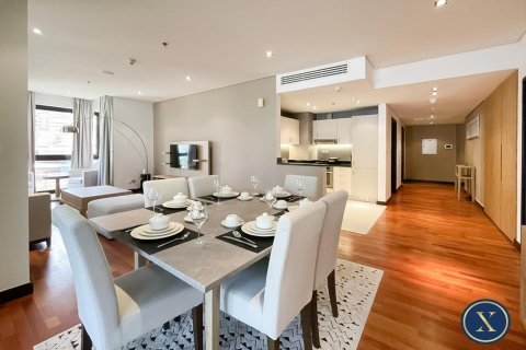 Снять в аренду квартиру в Пальме Джумейре, Дубай: 2 спальни, 170м², № 46265 - фото 9