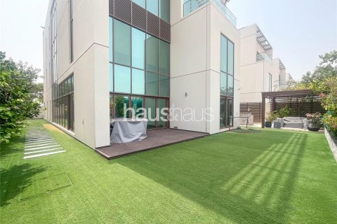 Снять в аренду виллу в Meydan, Дубай: 6 спален, 586м², № 44884 - фото 14