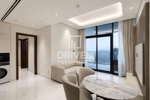Снять в аренду квартиру в Dubai Science Park, Дубай: 2 спальни, 95.69м², № 128361 - фото 2