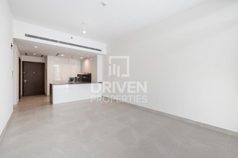 Квартира в Аль-Васле, Дубай, 2 спальни, 124.4м², № 128354