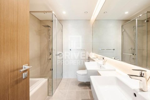 Снять в аренду квартиру в Аль-Васле, Дубай: 2 спальни, 124.4м², № 128354 - фото 9