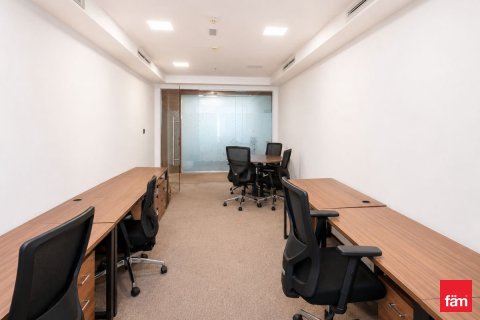 Снять в аренду офис в Sheikh Zayed Road, Дубай: 1136.7м², № 113781 - фото 6