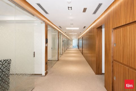 Снять в аренду офис в Sheikh Zayed Road, Дубай: 1136.7м², № 113781 - фото 7