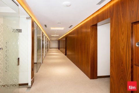 Снять в аренду офис в Sheikh Zayed Road, Дубай: 1136.7м², № 113781 - фото 11
