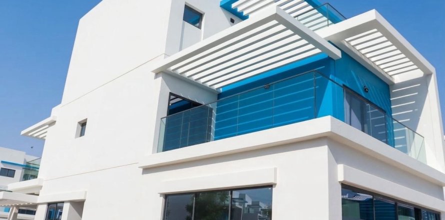 Maison de ville à Dubai, 5 chambres, 306 m², № 113777