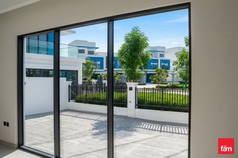 Maison de ville à Dubai, 5 chambres, 306 m², № 113777 - photo 4