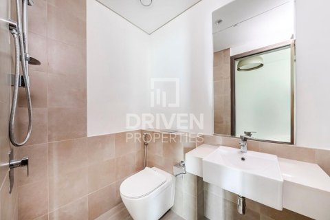 Apartment in Bur Dubai, Dubai 3 bedrooms, 181.72 sq.m. № 128438 - photo 13