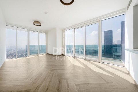 Apartment in Bur Dubai, Dubai 3 bedrooms, 181.72 sq.m. № 128438 - photo 2