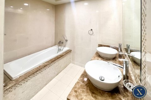 Apartment in Kingdom of Sheba, Palm Jumeirah, Dubai 2 bedrooms, 198 sq.m. № 46373 - photo 10