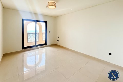 Apartment in Kingdom of Sheba, Palm Jumeirah, Dubai 2 bedrooms, 198 sq.m. № 46373 - photo 16