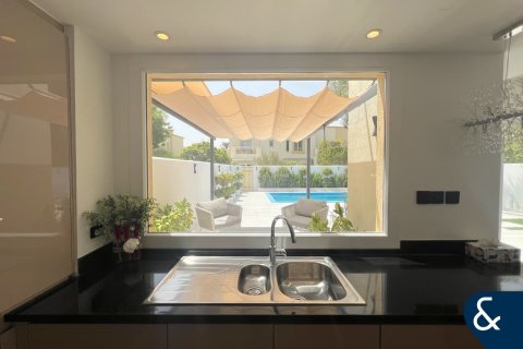 Villa in The Springs, Dubai 4 bedrooms, 223 sq.m. № 78920 - photo 25