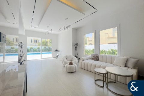 Villa in The Springs, Dubai 4 bedrooms, 223 sq.m. № 78920 - photo 2