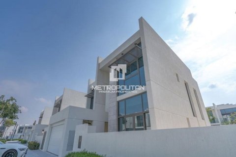 Villa à District One, Mohammed Bin Rashid City, Dubai, 4 chambres, 570 m², № 73095 - photo 2