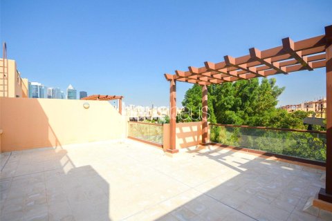 Adosado en Jumeirah Islands, Dubai, 4 dormitorios, 312 m², № 44296 - foto 14