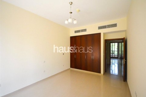 Adosado en Jumeirah Islands, Dubai, 4 dormitorios, 312 m², № 44296 - foto 5