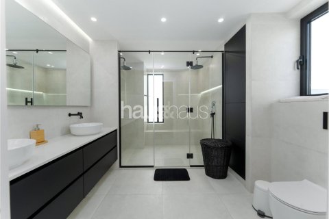 Villa en Jumeirah Islands, Dubai, 4 dormitorios, 466 m², № 44297 - foto 19