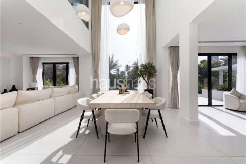 Villa en Jumeirah Islands, Dubai, 4 dormitorios, 466 m², № 44297 - foto 3