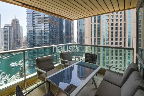 Apartment in Emaar 6 Towers, Dubai Marina, Dubai 3 bedrooms, 218 sq.m. № 43695