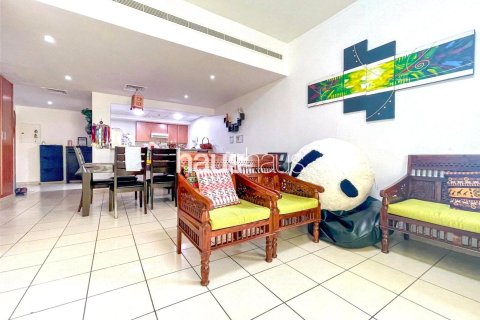 Apartamento en Greens, Dubai, 2 dormitorios, 105 m², № 43702 - foto 9