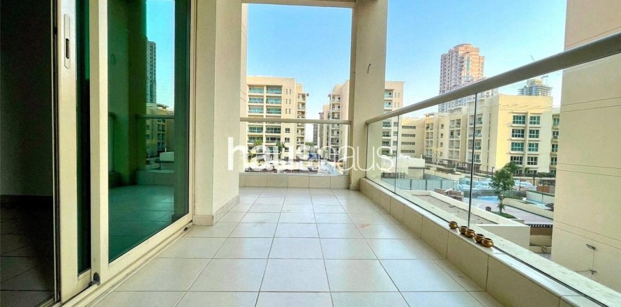 Apartamento en Greens, Dubai, 2 dormitorios, 105 m², № 43702