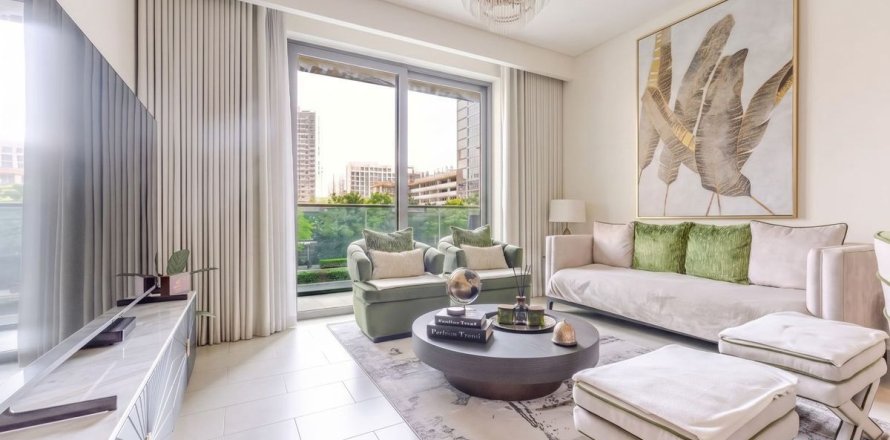 Квартира в Дубае, 2 спальни, 120.9м², № 114784