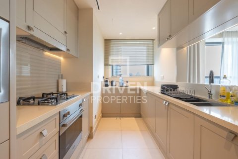 Appartement à The Address Residence Fountain Views, Downtown Dubai (Downtown Burj Dubai), Dubai, 2 chambres, 134.43 m², № 128852 - photo 8