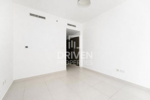 Снять в аренду квартиру в The Lofts, Даунтаун Дубай (Даунтаун Бурдж Дубай), Дубай: 2 спальни, 115.29м², № 128862 - фото 9