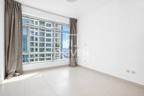 Снять в аренду квартиру в The Lofts, Даунтаун Дубай (Даунтаун Бурдж Дубай), Дубай: 2 спальни, 115.29м², № 128862 - фото 7