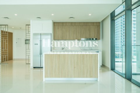 Apartment in Dubai Harbour, Dubai 3 bedrooms, 197.92984150 sq.m. № 102093 - photo 27